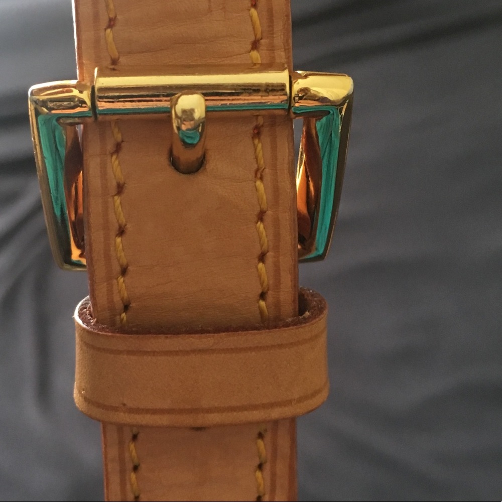 Reserved LV Crossbody Handbag for Cynthia